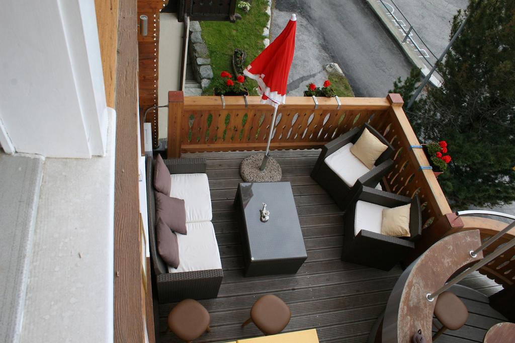 B&B Cafe De La Poste Agettes Exterior foto